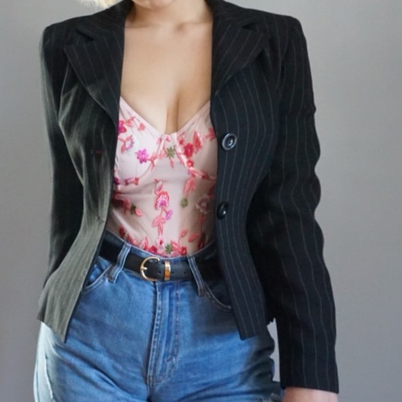 Bebe Black Pin Stripe 2 Button Blazer Size 6/Small - Picture 4 of 4